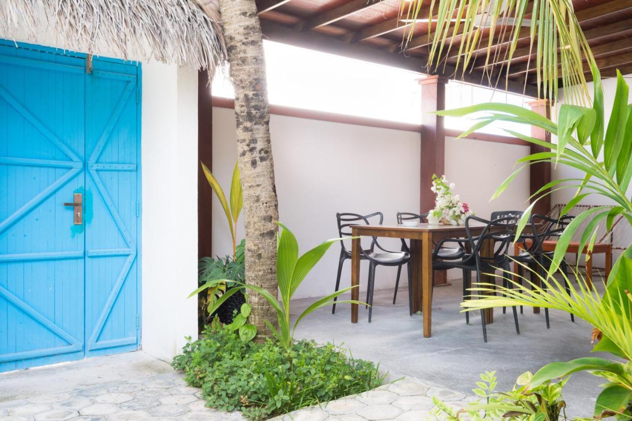 Palm Gate Maldives Hotel Thulusdhoo Eksteriør billede