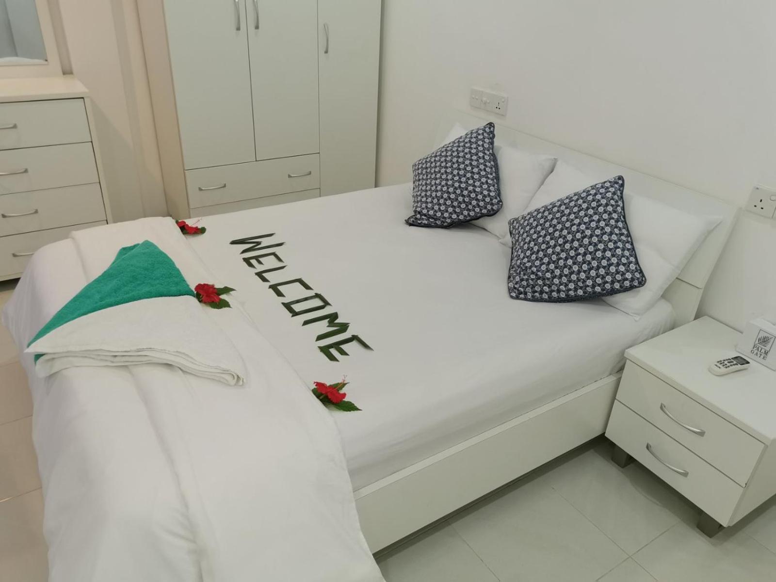 Palm Gate Maldives Hotel Thulusdhoo Eksteriør billede
